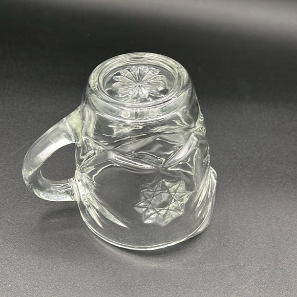 Anchor Hocking Vintage Star Cut Crystal Creamer pitcher. - Picture 4 of 7
